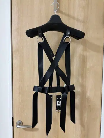 noir kei ninomiya 리본 하네스