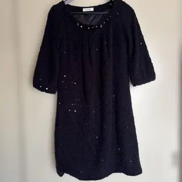 네이비 비즈 장식 7부 소매 원피스