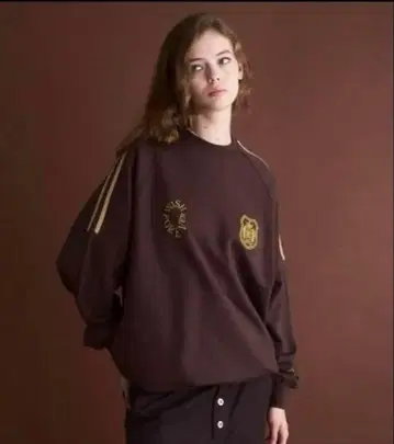 Wish forever 브라운 맨투맨 M