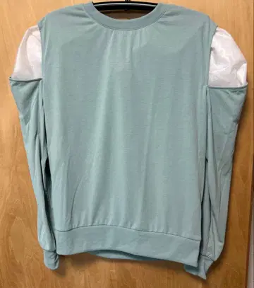 새상품 미사용 NERGY 요가웨어 긴팔 티셔츠