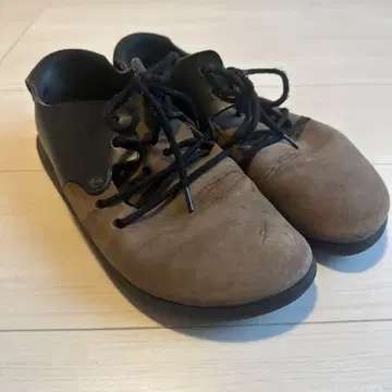 BIRKENSTOCK 몬타나 사이즈 40 브라운