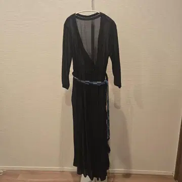 ELENDEEK 블랙 롱 원피스 01