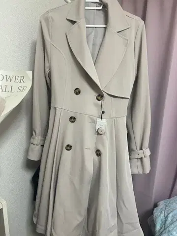 그레이 트렌치코트 M 사이즈