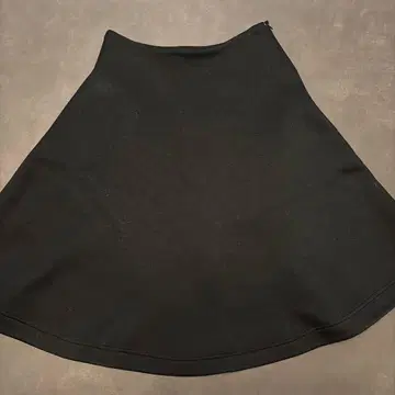 올 가을 구매 셀포드 스커트