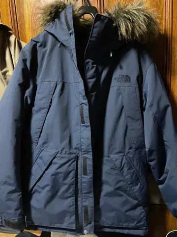 THE NORTH FACE 네이비 다운 자켓