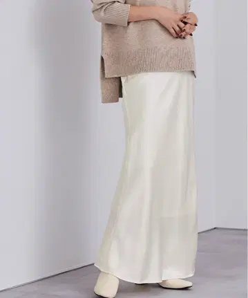 ur's 새틴 머메이드 맥시 스커트 M 사이즈