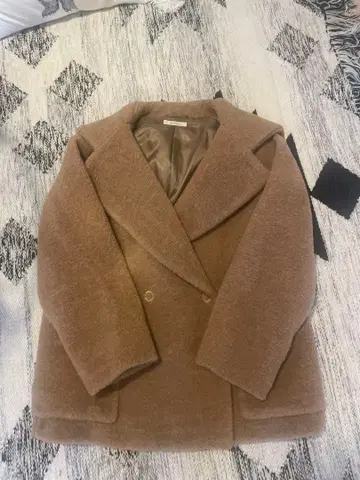 EPOCA 베이지 더블 브레스트 후드 부착 코트