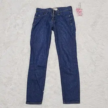 야누크 [24=M] 파트리샤 앵클 데님 팬츠