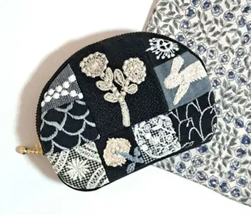 미나 페르호넨 핸드메이드 파우치 427