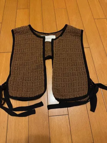 투데이풀 브라운 니트 베스트