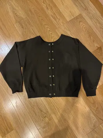 FURRY 다크 브라운 버튼 니트 F