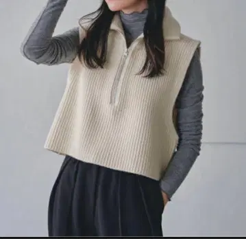 하프 지퍼 니트 베스트