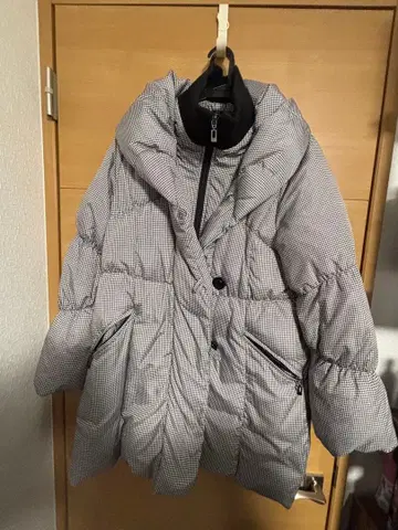 체크 무늬 다운 자켓 L 사이즈