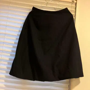 뷔르데사봉 벌룬 스커트 무릎 기장