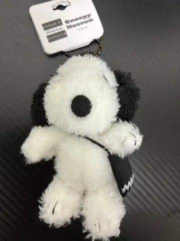 스누피 뮤지엄 한정판 미니 체인 봉제 인형 스누피 스트랩