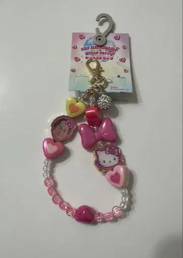 마츠켄 삼바 x 헬로키티 콜라보 비즈 스트랩