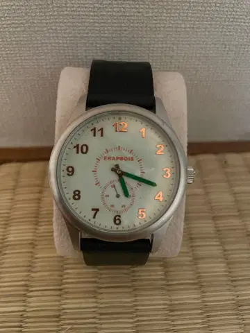 FRAPDOIS 아날로그 손목시계 화이트
