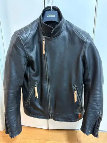 [ 특별 할인 ] KUSHITANI 언피니시드 자켓 M 사이즈