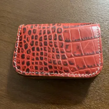 ALZUNI 빨간색 가죽 카드 케이스