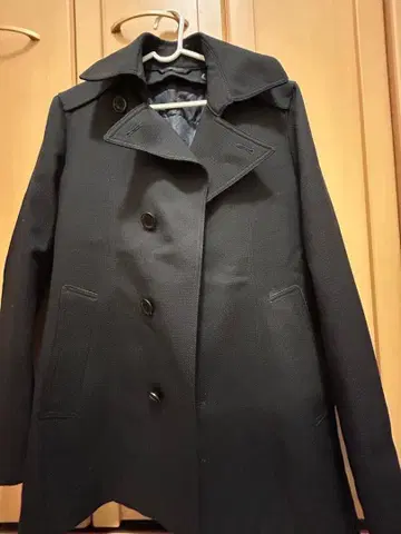 남성용 네이비 컬러 코트