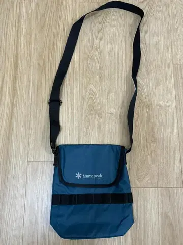 [ 단종 ] 스노우피크 미니 숄더백 블루 UG-737 사코슈