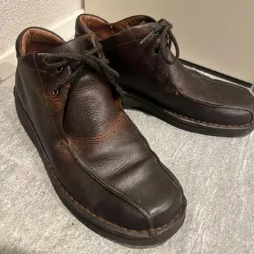 클락스 clarks 다크 브라운 가죽 하이컷 신발