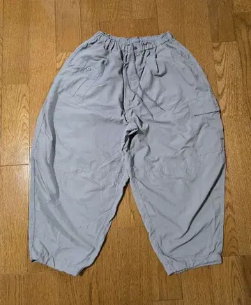 niko and - 그레이 카고 팬츠 M 사이즈