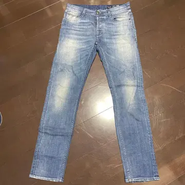 새상품급 이탈리아 케어 라벨 데님 tight202 30인치