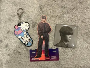 INI EXHIBITION 고토 타케루 아크릴 스탠드 캔뱃지 키링