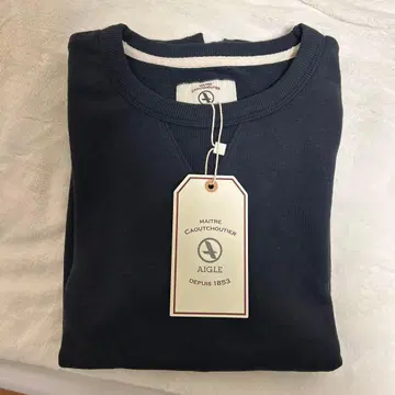 AIGLE 네이비 크루넥 맨투맨