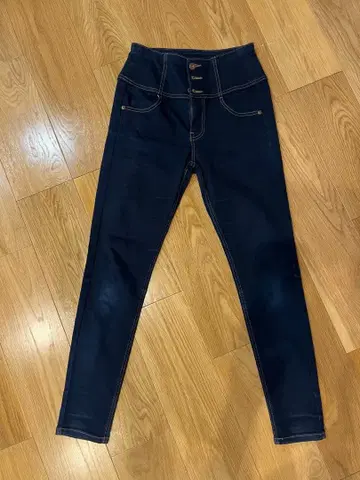 다크 블루 스키니 데님 L 사이즈