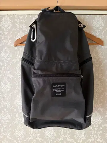 마리메꼬 백팩 버디 차콜