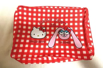 BG by toa takami 헬로키티 파우치