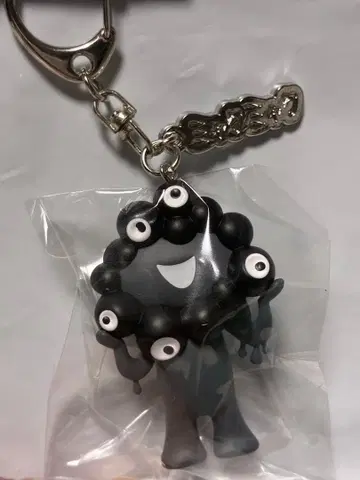 블랙 미야쿠미야쿠 입체 PVC 키링 블랙 미야쿠 명찰 부착 키링