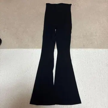 EMODA 하이웨스트 플레어 팬츠 블랙