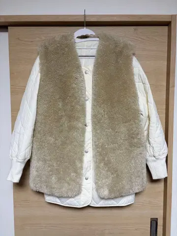 사만다 모스모스 블루 보아 베스트 부착 리버서블 블루종