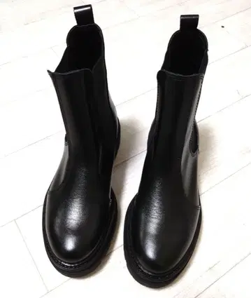 [새상품급] ENESS 사이드 고어 부츠 사이즈 37