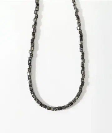 [ JIEDA / 지에다 ] SWITCHING BEADS NECKLACE