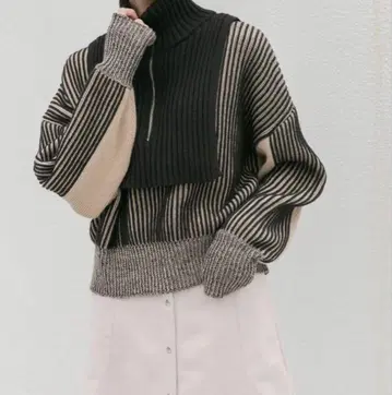 KBF 레이어드 하프 ZIP 니트