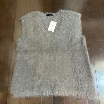 Bou Jeloud 부즈루드 샤기 니트 베스트 그레이