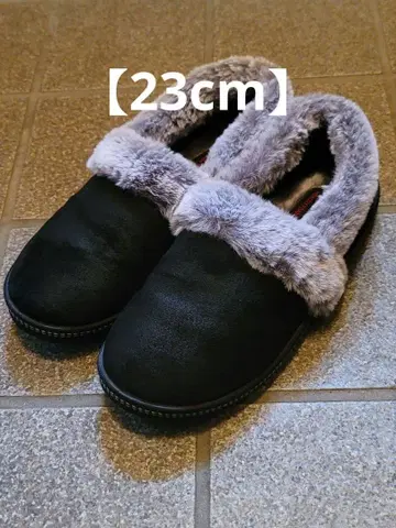 Skechers 퍼 슬립온 23cm