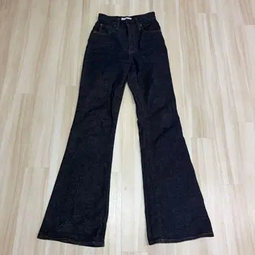 MOUSSY 마우지 MVS 플레어 (L)