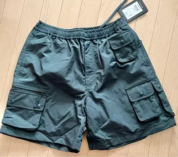 새상품 다이와 숏팬츠 M 다크 그린 포켓 포함