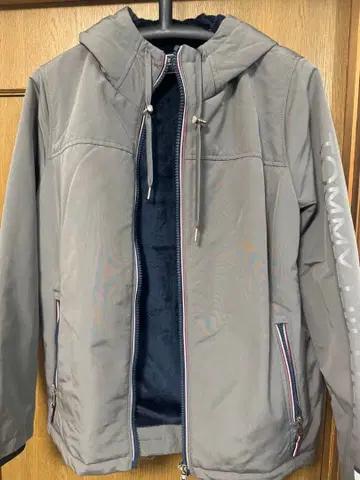 TOMMY HILFIGER 후드 부착 자켓 그레이
