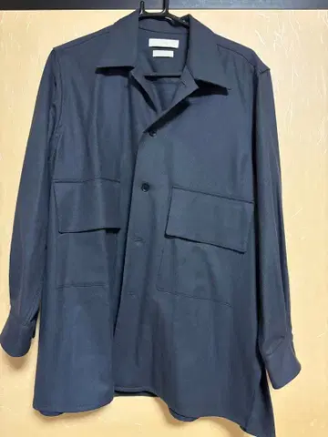 YOKE BIG FLAP LONG SHIRT