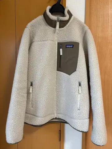 파타고니아 우먼 클래식 레트로X 자켓 M 카키