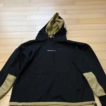 CONVERSE 후드 부착 후드티 블랙/카키