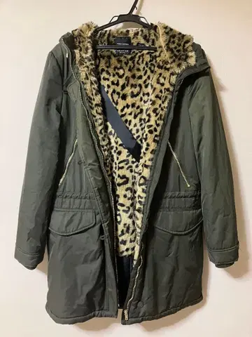 ZARA Trafaluc outerwear 모즈 코트 M