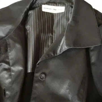 HIROKO KOSHINO 블랙 트렌치코트