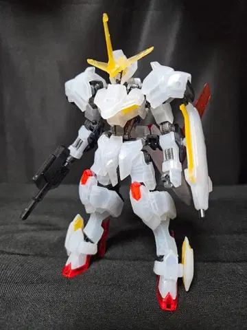 HG 건담 단화이트 클리어 컬러